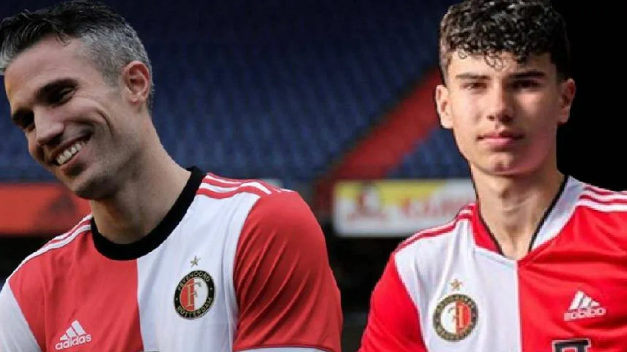 Robin van Persie’nin Oğlu Maça Damga Vurdu