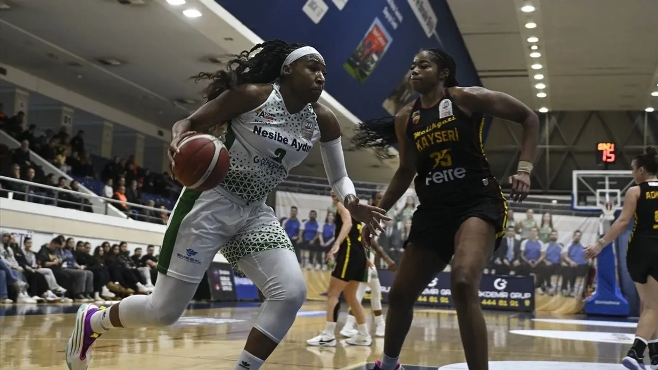 Nesibe Aydın'dan Melikgazi Kayseri'ye Basketbol Dersi: Fark 25!