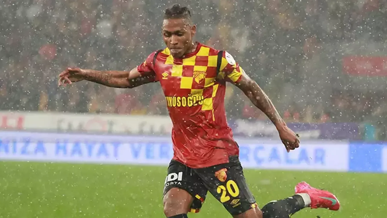 Göztepe'de Formda Miroshi, İlk 11'in Vazgeçilmezi Oldu!