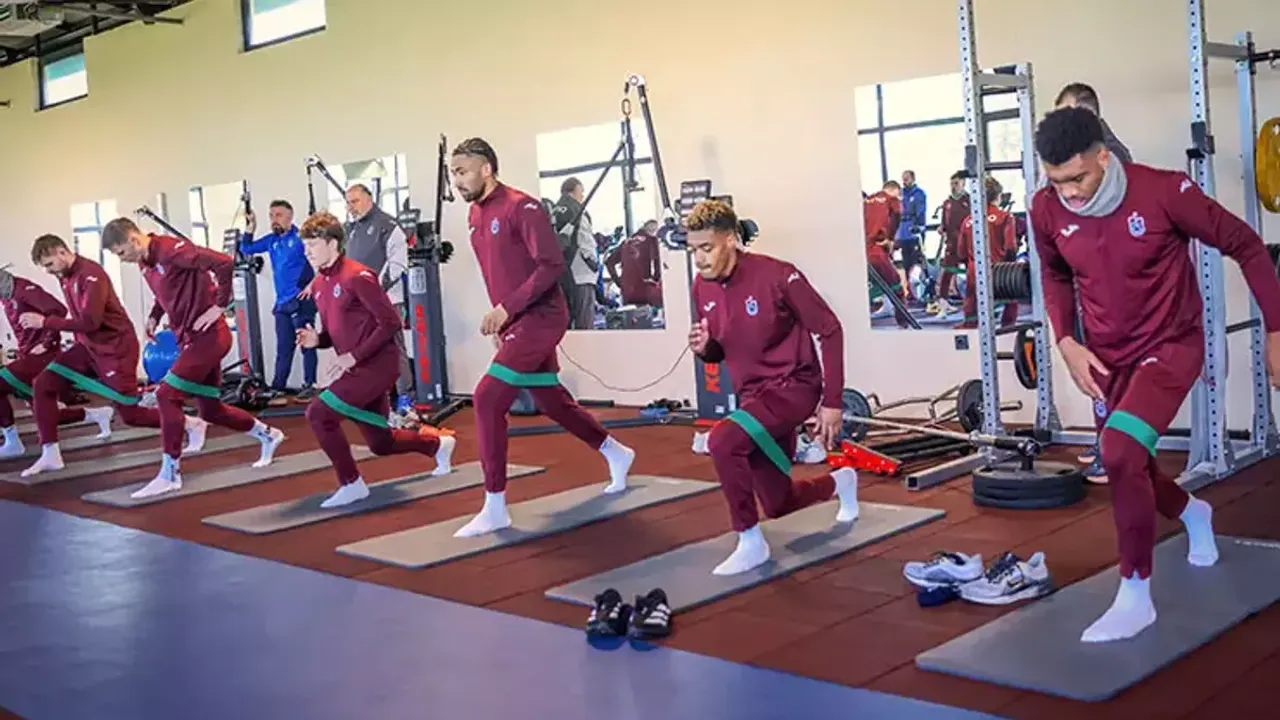 Trabzonspor'da Galatasaray Maçı Mesaisi Hız Kesmiyor: Tekke Yönetiminde Kritik Hazırlıklar