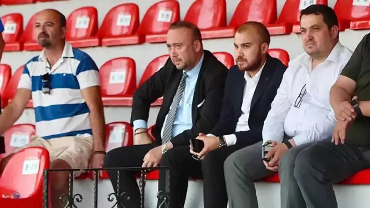 Uşakspor'da Çifte Darbe: Play-Off Hayali Tehlikede, Yönetim Gözaltında!