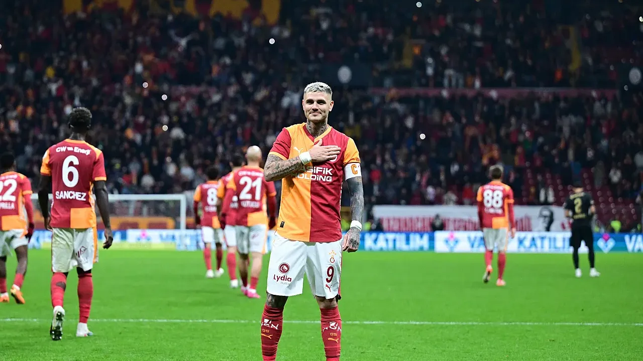 Mauro Icardi'den Galatasaray Tarihine Damga Vuran Başarı: Hagi'nin Efsane Rekoruna Ortak Oldu