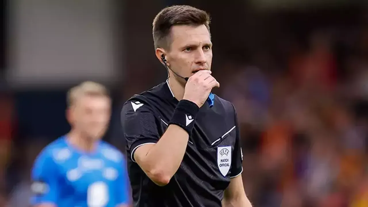 Samsunspor'un Avrupa Mesaisine Ukraynalı Düzen: Konferans Ligi Hakemleri Belli Oldu!