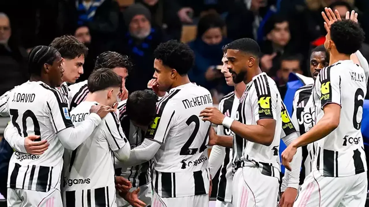 Şampiyonlar Ligi Dev Randevusu Öncesi Juventus'ta Jonathan David Şoku!