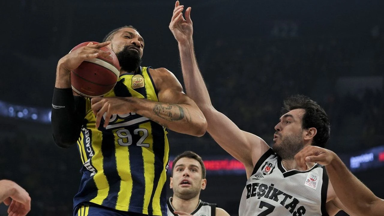 Fenerbahçe Beko Türkiye Kupası'nda Destan Yazdı: 10. Kez Zirvede!