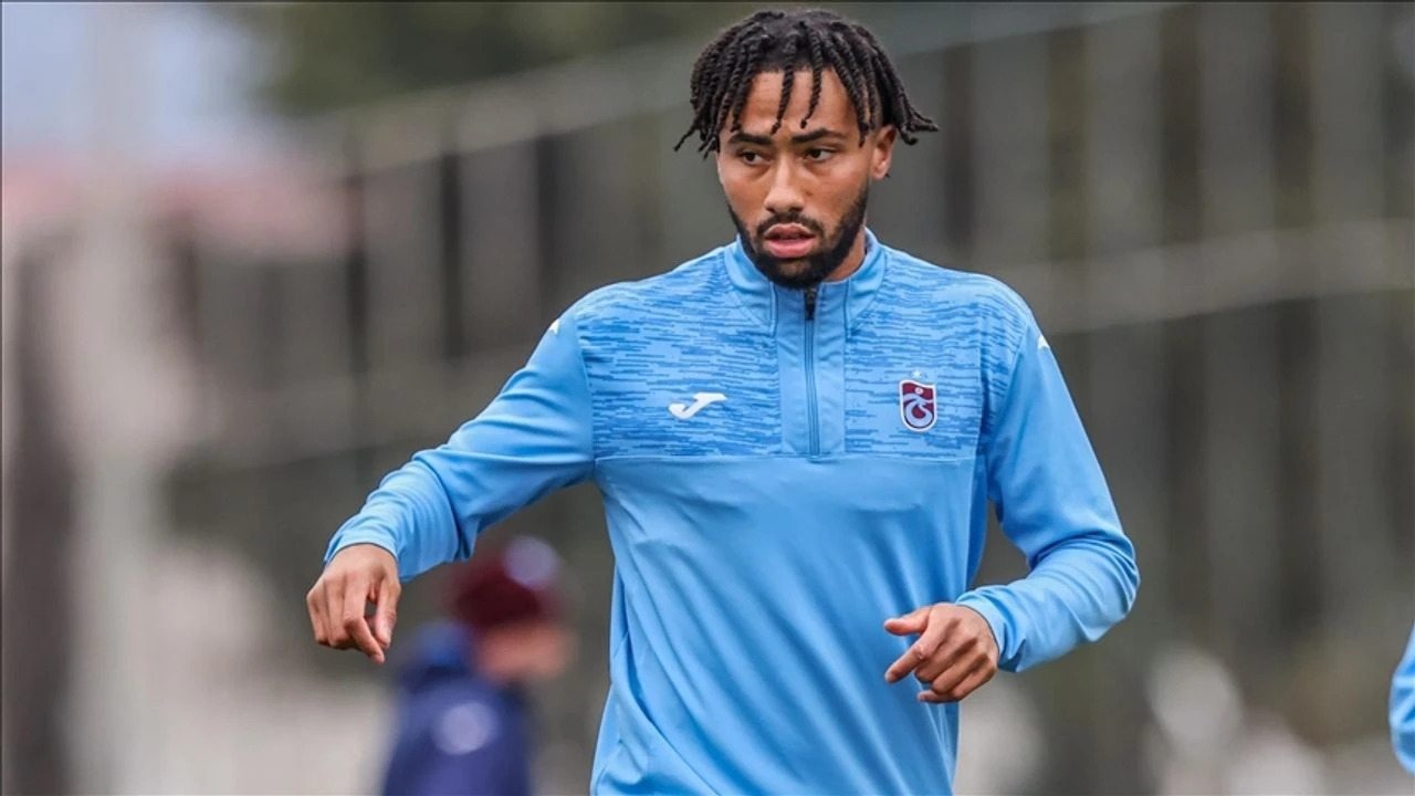 Folcarelli'den Trabzonspor'a Büyük Aşk İtirafı: 'Bu Formayla Tarihe Geçmek İstiyorum!'