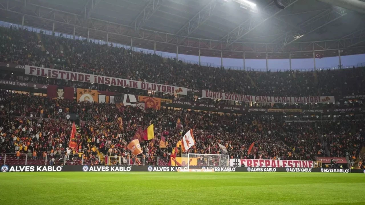 Galatasaray Taraftarını Hedef Alan Dolandırıcı Çetesine Büyük Darbe!