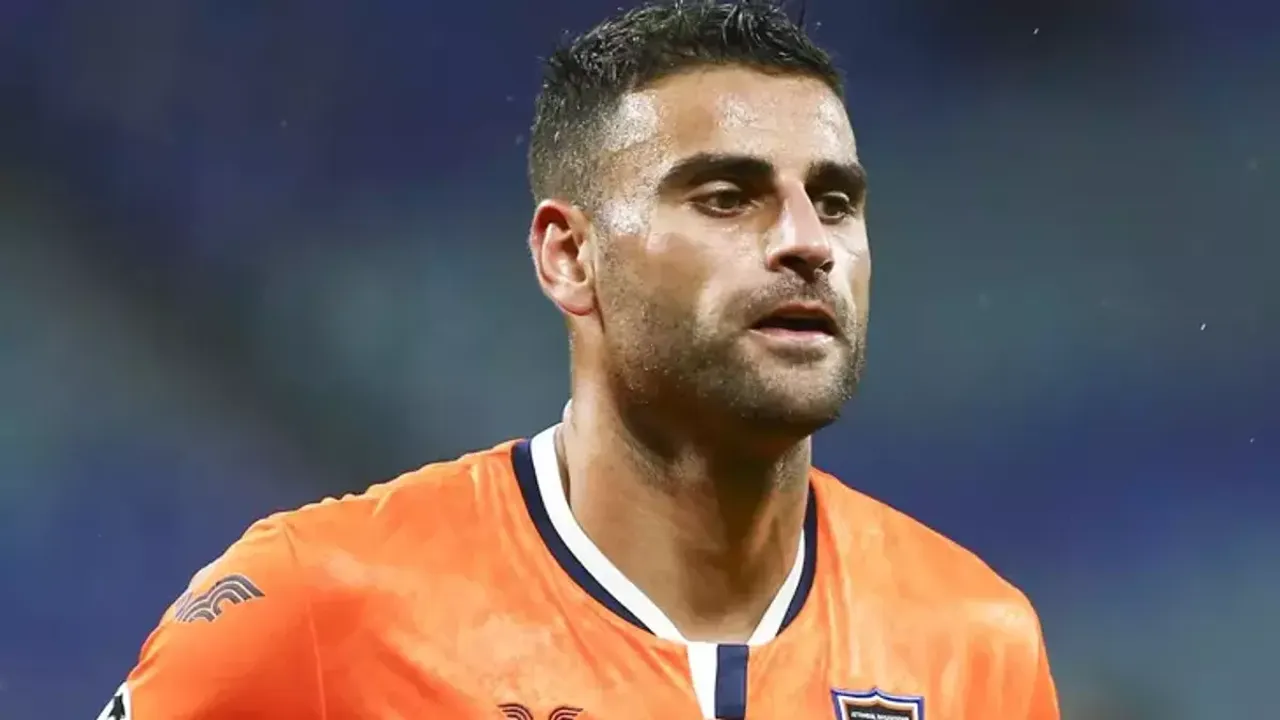 Son Dakika: Deniz Türüç Konyaspor'a Transfer Oldu! Başakşehir'den Resmen Ayrıldı