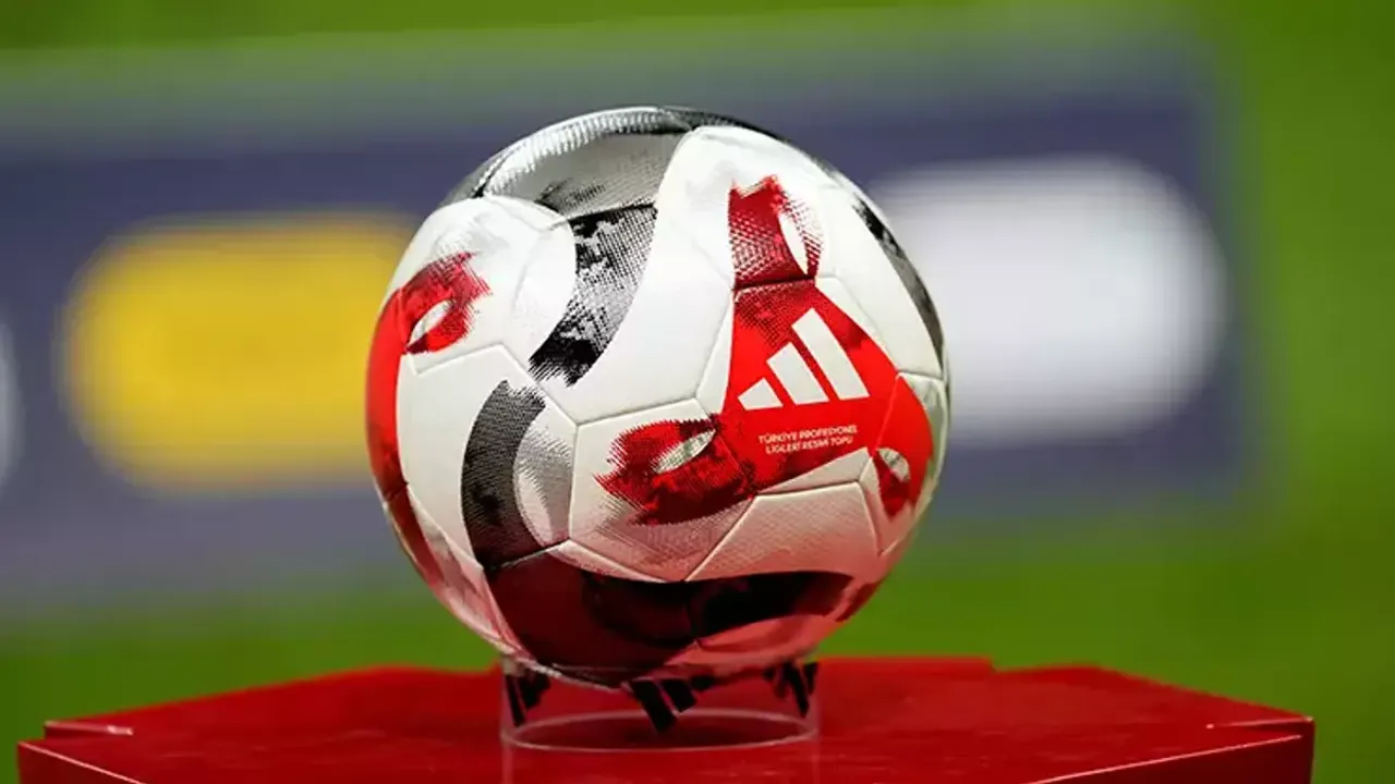 Süper Lig'de Zirve Ateşi Yanıyor: Derbiler ve Kritik Maçlarla Dolu 28. Hafta!