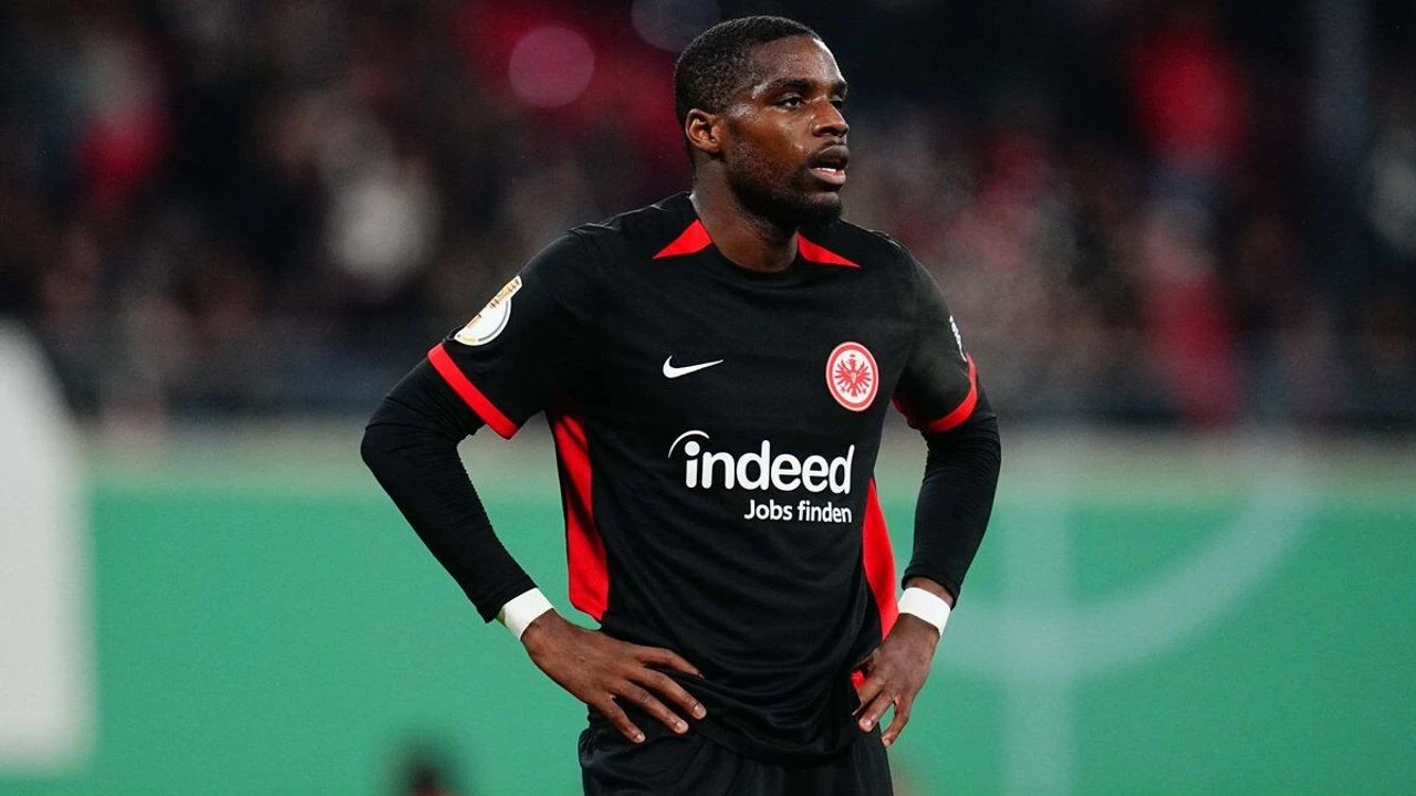 Konyaspor'dan Nkounkou Bombası: Sol Bek Transferinde Büyük Mesafe!