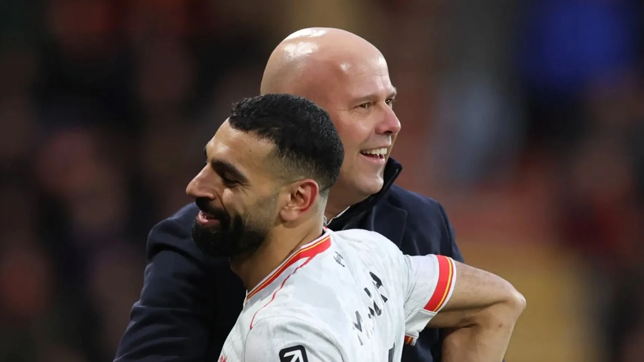 Liverpool'da Salah Depremi Tatlıya Bağlandı: Yıldız Kadroya Geri Döndü!