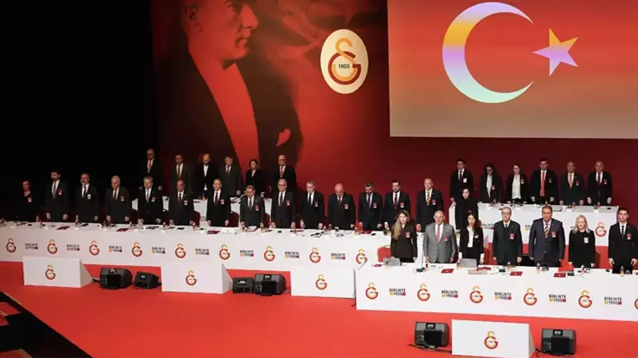 Galatasaray'ın 2026-2027 Sezonu Mali Yol Haritası Belli Oldu: Kâr Hayali, Zarar Gerçeği
