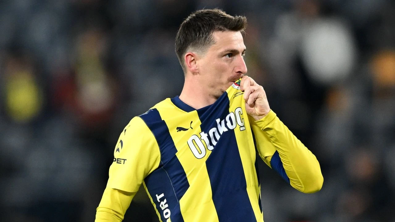 Mert Hakan Yandaş'tan Dev Derbiye Tam Destek: Fenerbahçe Kazanmaya Kilitlendi!