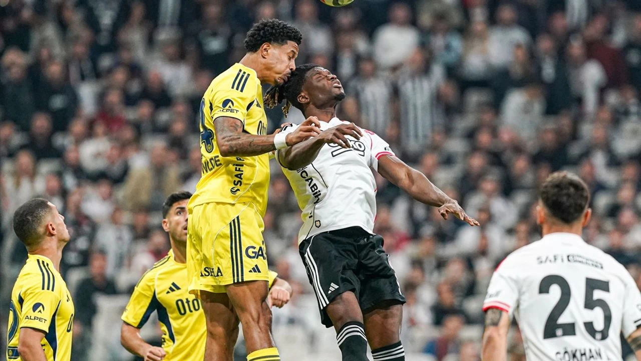 Derbideki Hakem Kararları Masada: Eski Hakemler Flaş Açıklamalar Yaptı!