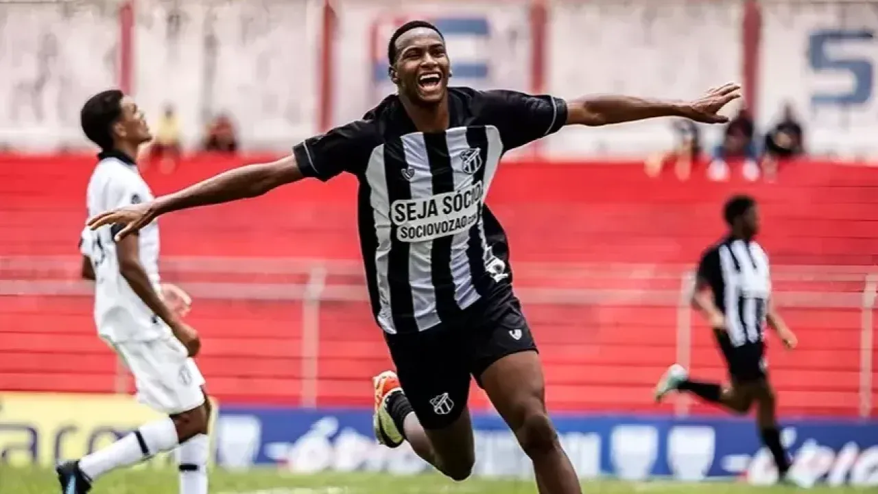 Göztepe'den Süper Lig Hamlesi: Brezilya'dan Genç Golcüye İmza!