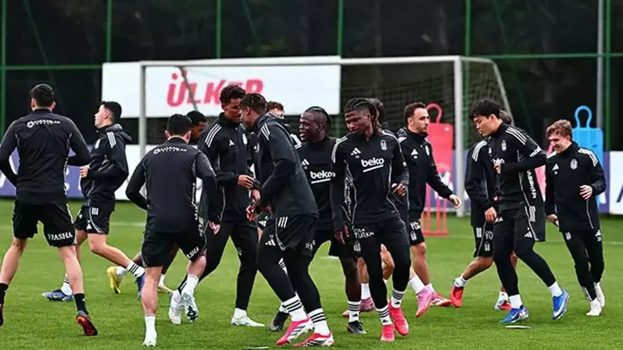 Beşiktaş, Ziraat Türkiye Kupası'nda Alanyaspor Randevusu Öncesi Son Hazırlıklarını Tamamladı