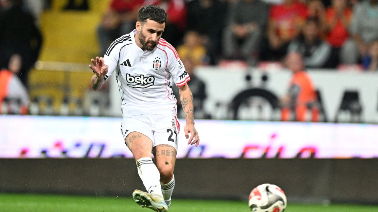 Beşiktaş'ta gergin bekleyiş: Rafa Silva krizi büyüyor