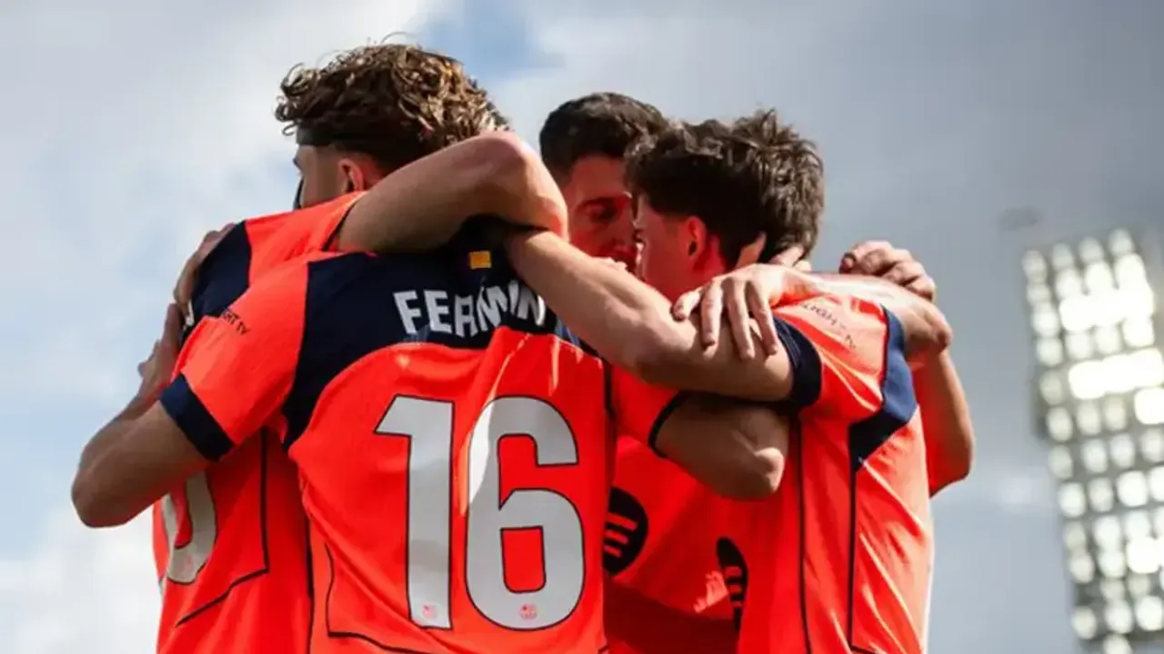 Avrupa Liglerinde Şampiyonluk Rüzgarı: Barcelona'dan Dev Adım, İngiltere'de Liderlik Değişti!