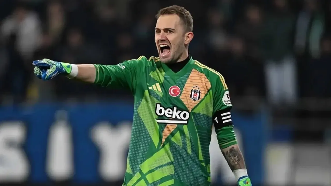 Fenerbahçe'den Kaleye Tecrübeli Dokunuş: Mert Günok 10 Yıl Sonra Yuvasında!