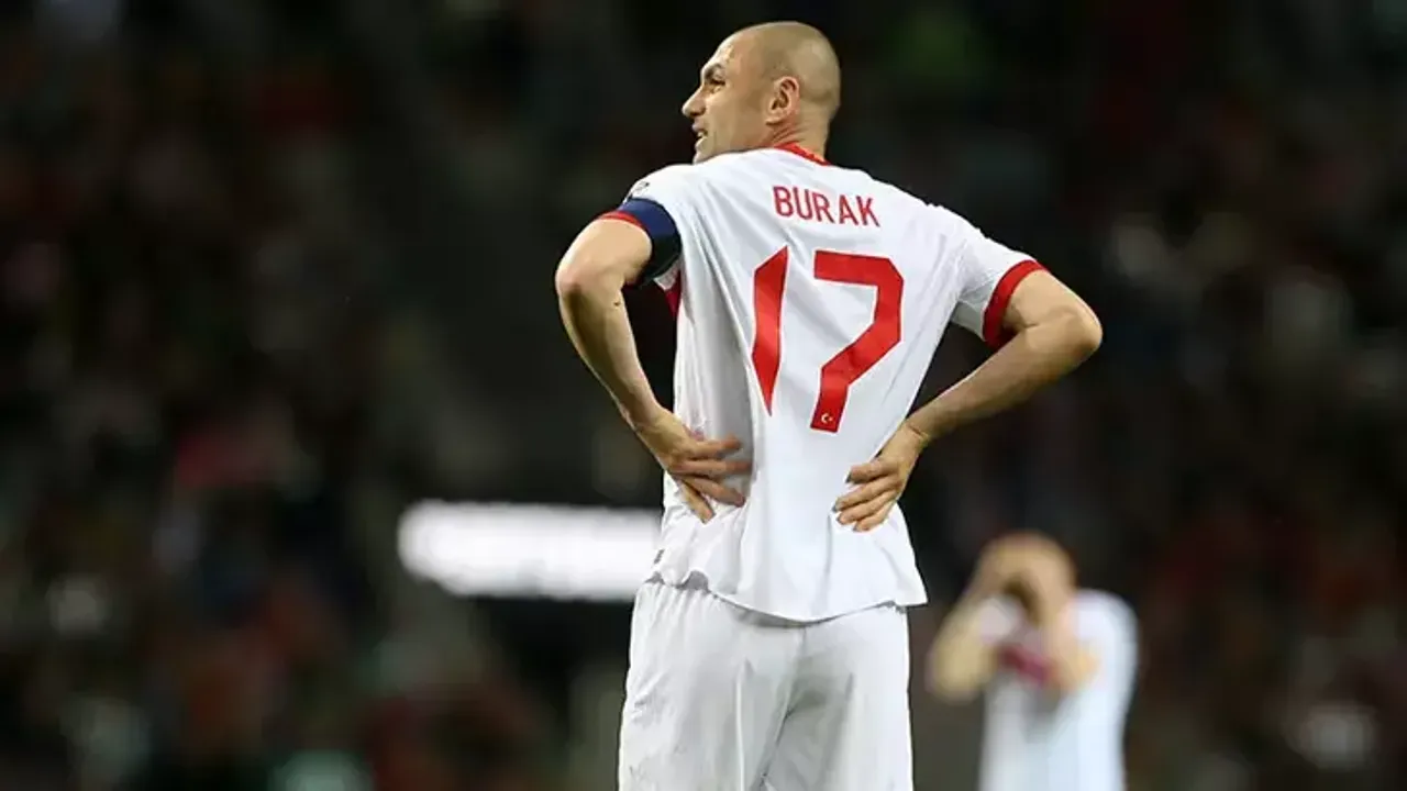 Burak Yılmaz'dan Milli Gurur Çağrısı: 