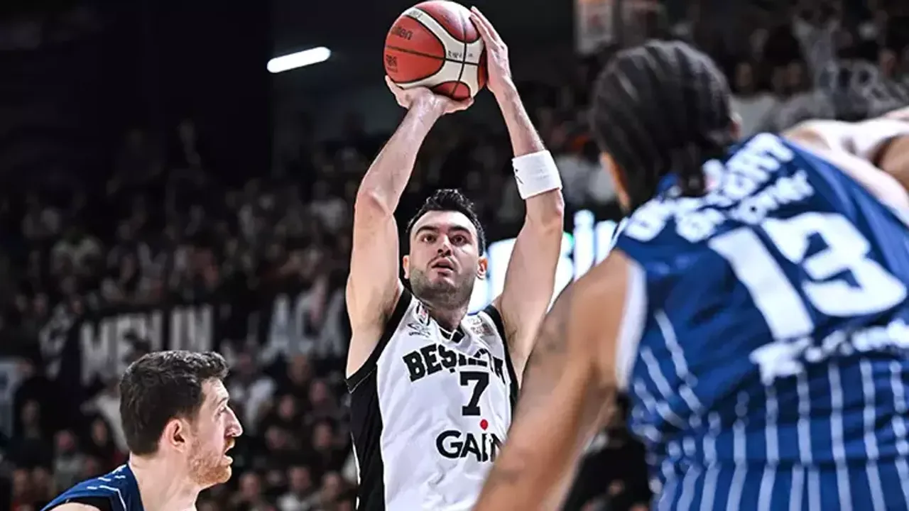Zirve Yarıp Geçti! Beşiktaş GAİN, Anadolu Efes'i Devirerek Namağlup Liderliğini Perçinledi