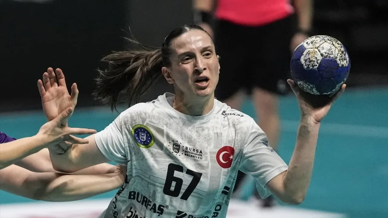 Hentbol Kadınlar Süper Lig'de Normal Sezon Fırtınası Son Buldu: İşte Play-off ve Play-out Ekipleri!