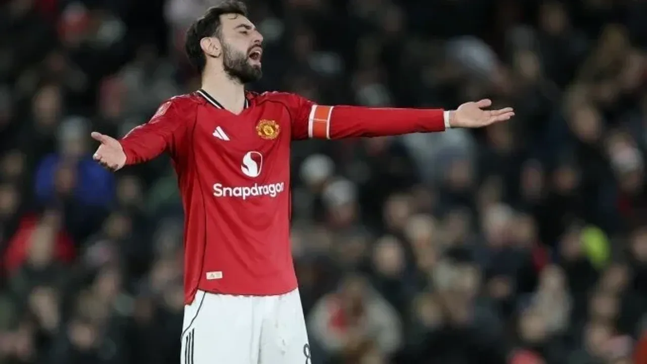 FA Cup'ta Dev Sürpriz: Ferdi Kadıoğlu'lu Brighton, Manchester United'ı Kupadan Etti!