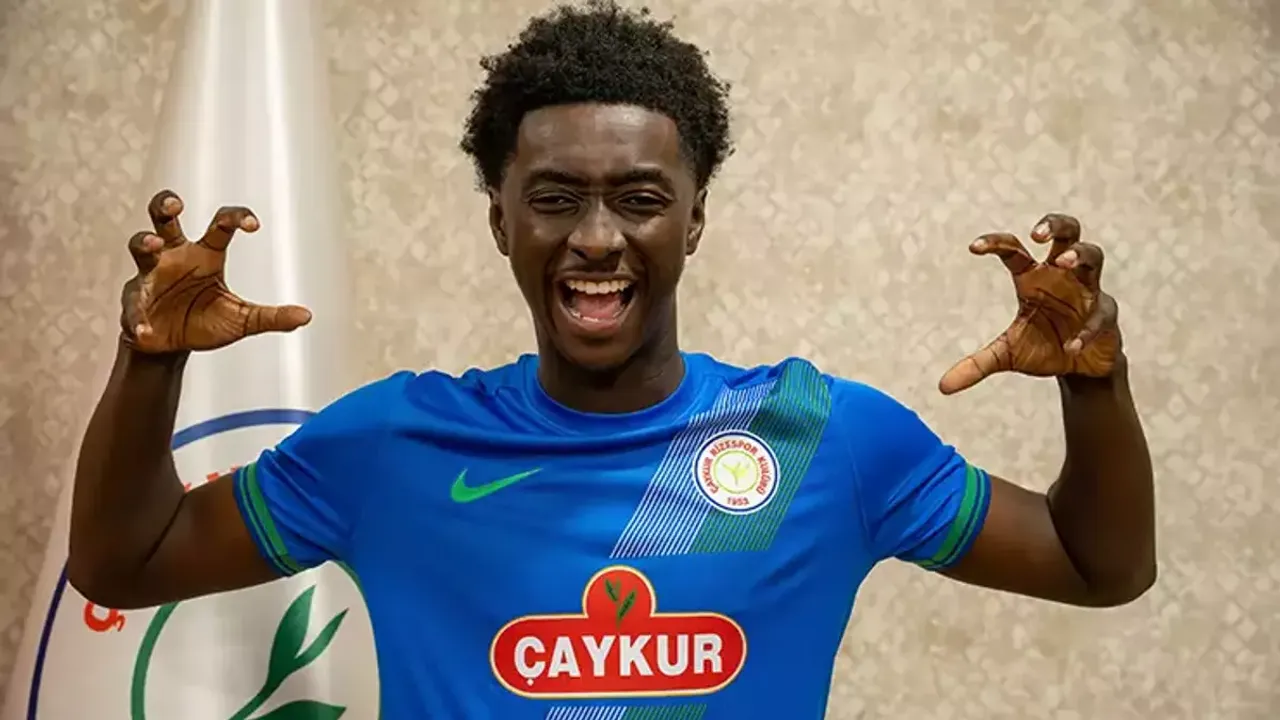 Çaykur Rizespor'da Transfer Rüzgarları: Rak-Sakyi Belirsizliği ve Palut'un İkinci Yarı Hedefleri