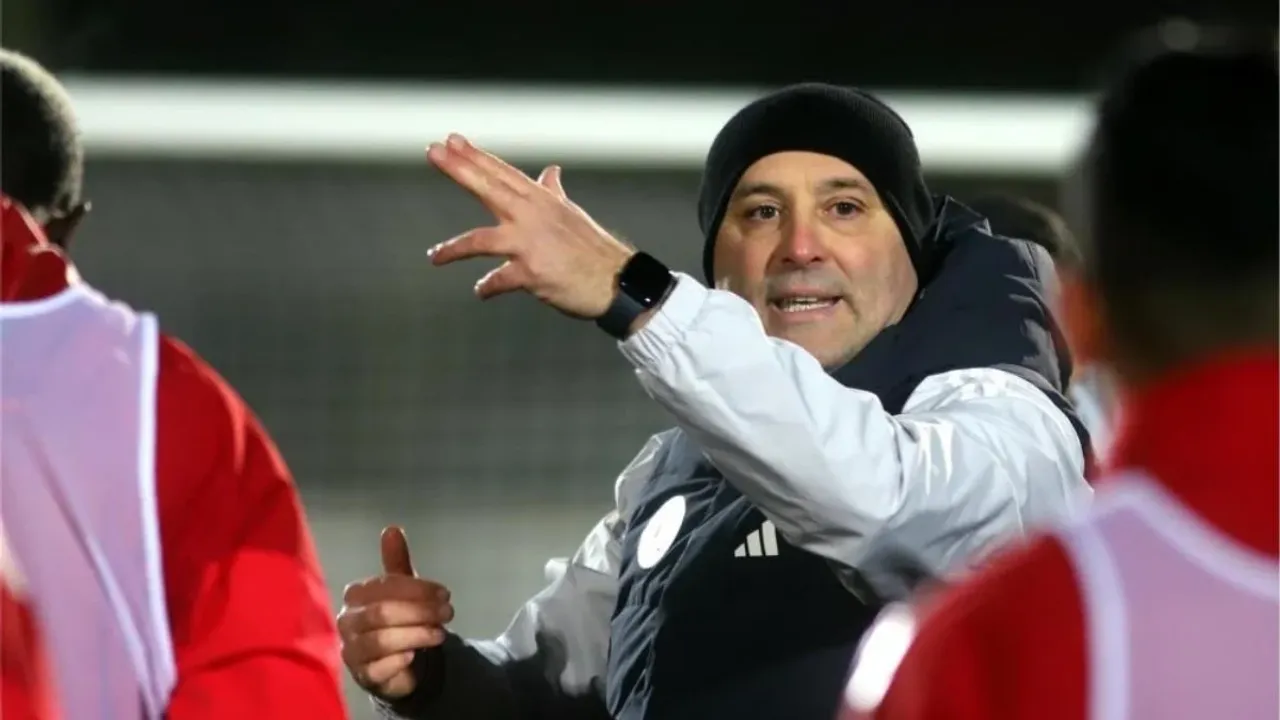 Antalyaspor'da Sami Uğurlu Dönemi Başladı: İlk İdman Coşkusu!