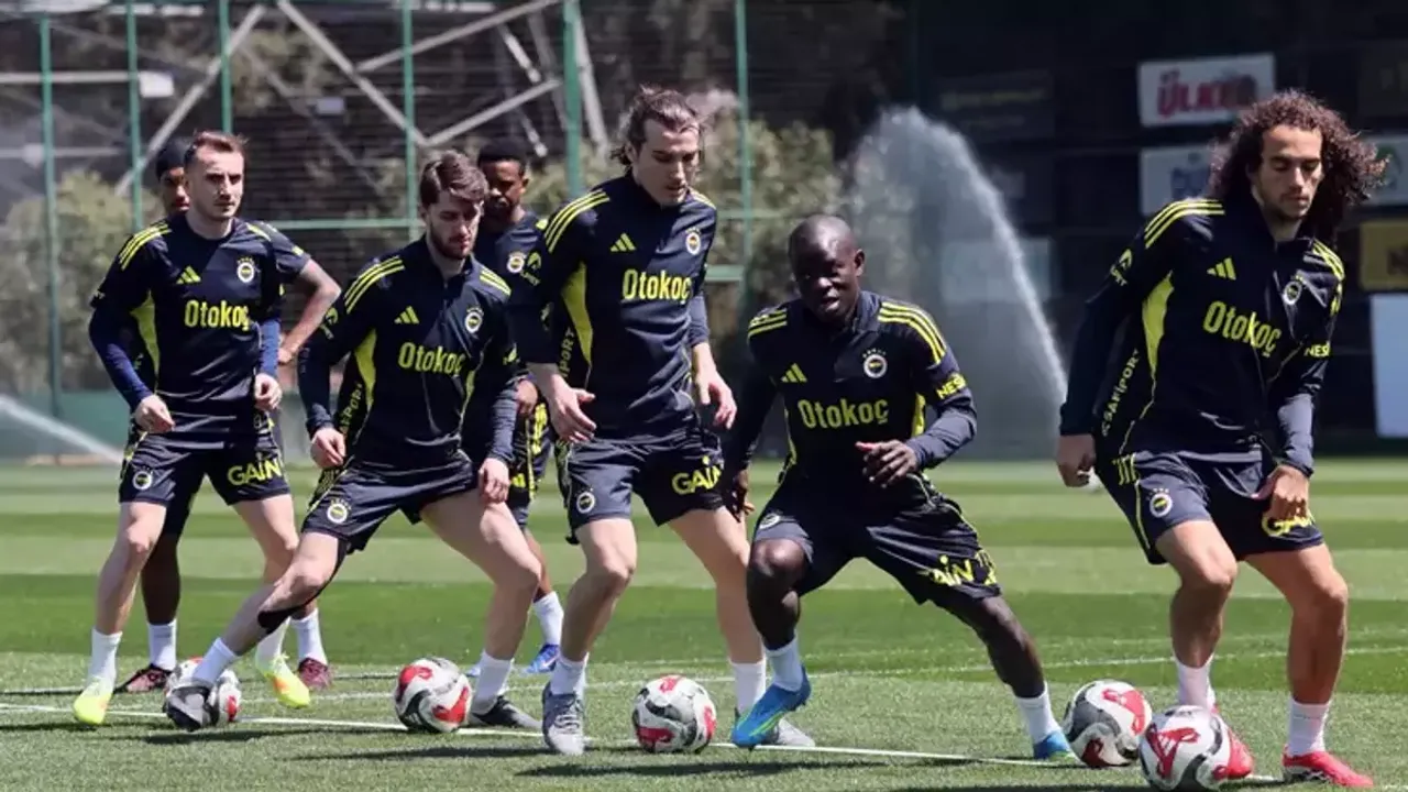 Fenerbahçe’de Şok Eksikler! İki Yıldız Konya Deplasmanında Yok