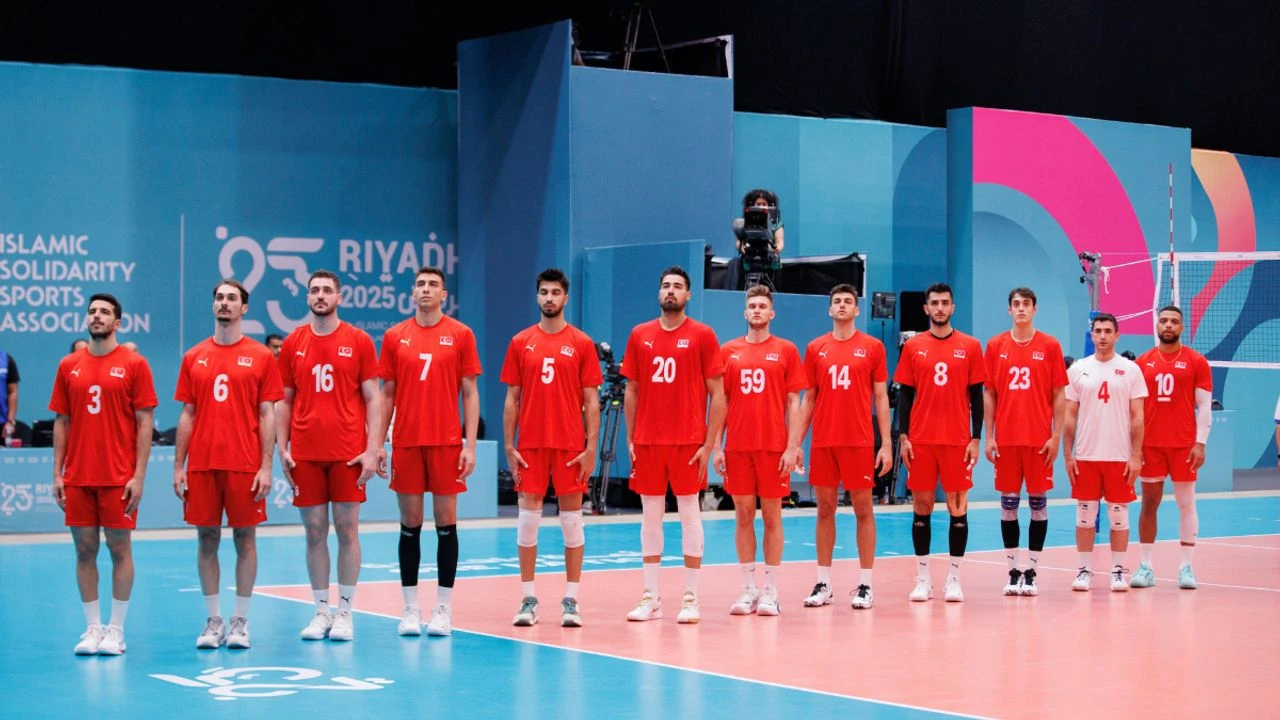İslami Dayanışma Oyunları'nda Milli Voleybolcularımızdan Gümüş Destanı!