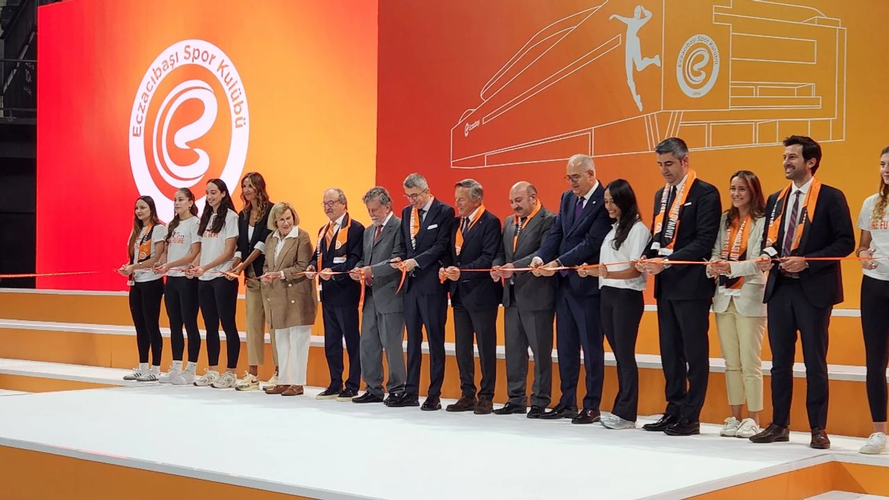 Eczacıbaşı'ndan Türk Voleyboluna Görkemli Hediye: Kartal'da Dünya Standartlarında Yeni Yuva!