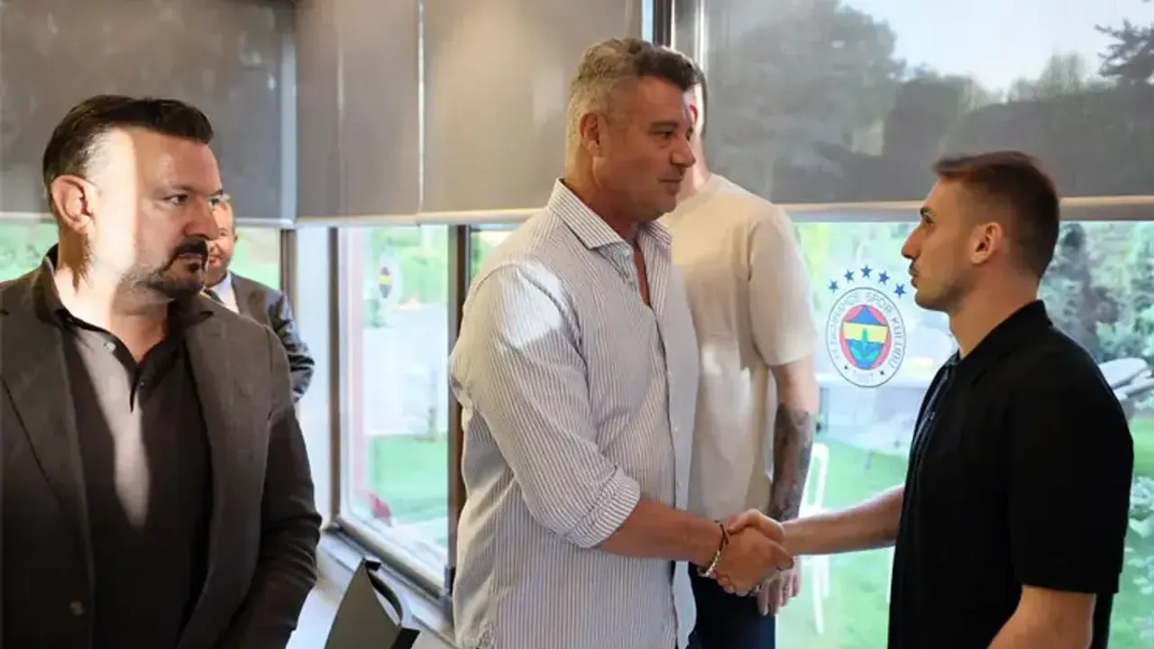 Fenerbahçe'de Sezon Öncesi Zirve: Sadettin Saran'dan Birlik Mesajları!