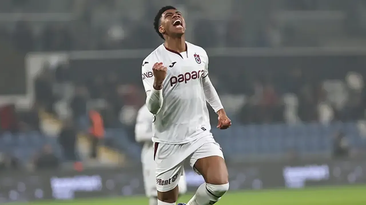 Ziraat Türkiye Kupası'nda Erken Gol Şoku! Başakşehir-Trabzonspor Maçı Başladı