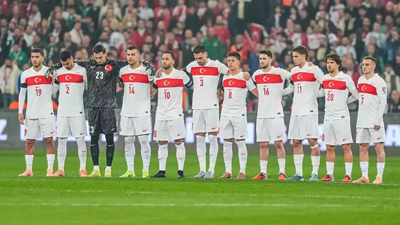 Merih Demiral Transferinde Dev Çıkmaz! Fenerbahçe'nin Gözdesi Suudi Devinin Kıskacında