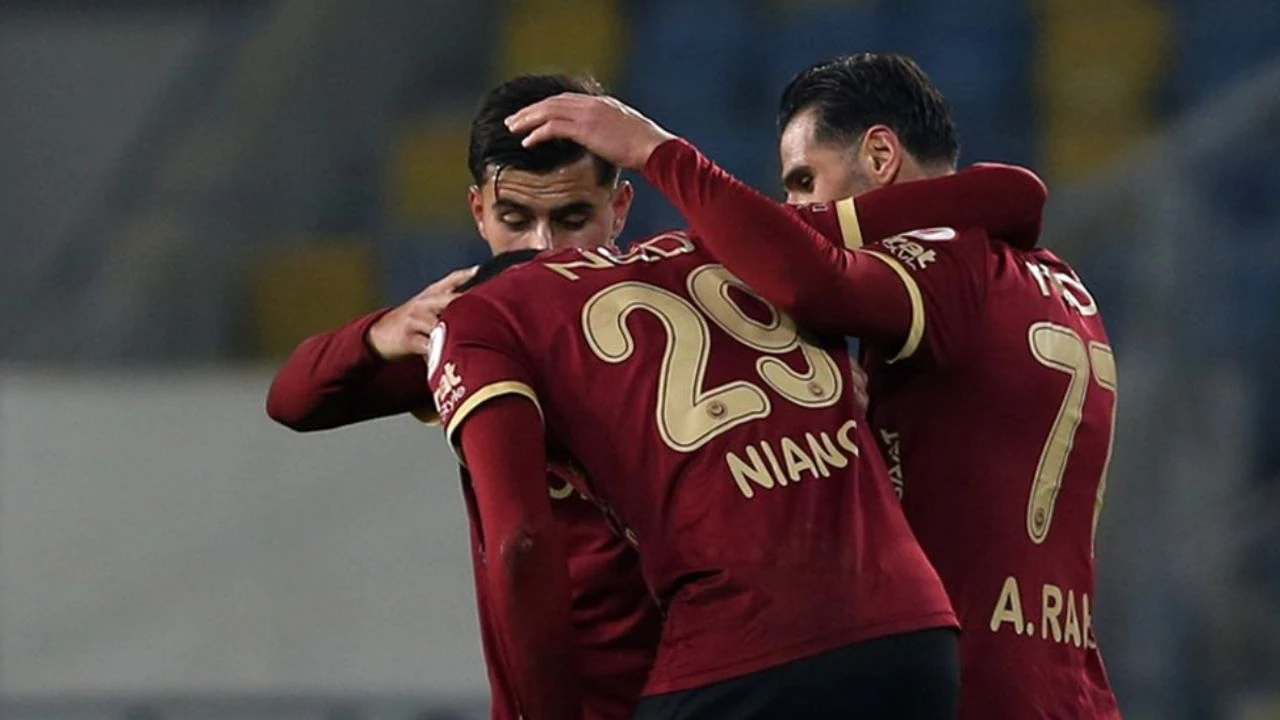 Kupada Gençlerbirliği Fırtınası: 2-0'dan Geri Dönüp Bodrum FK'yı Mağlup Etti!