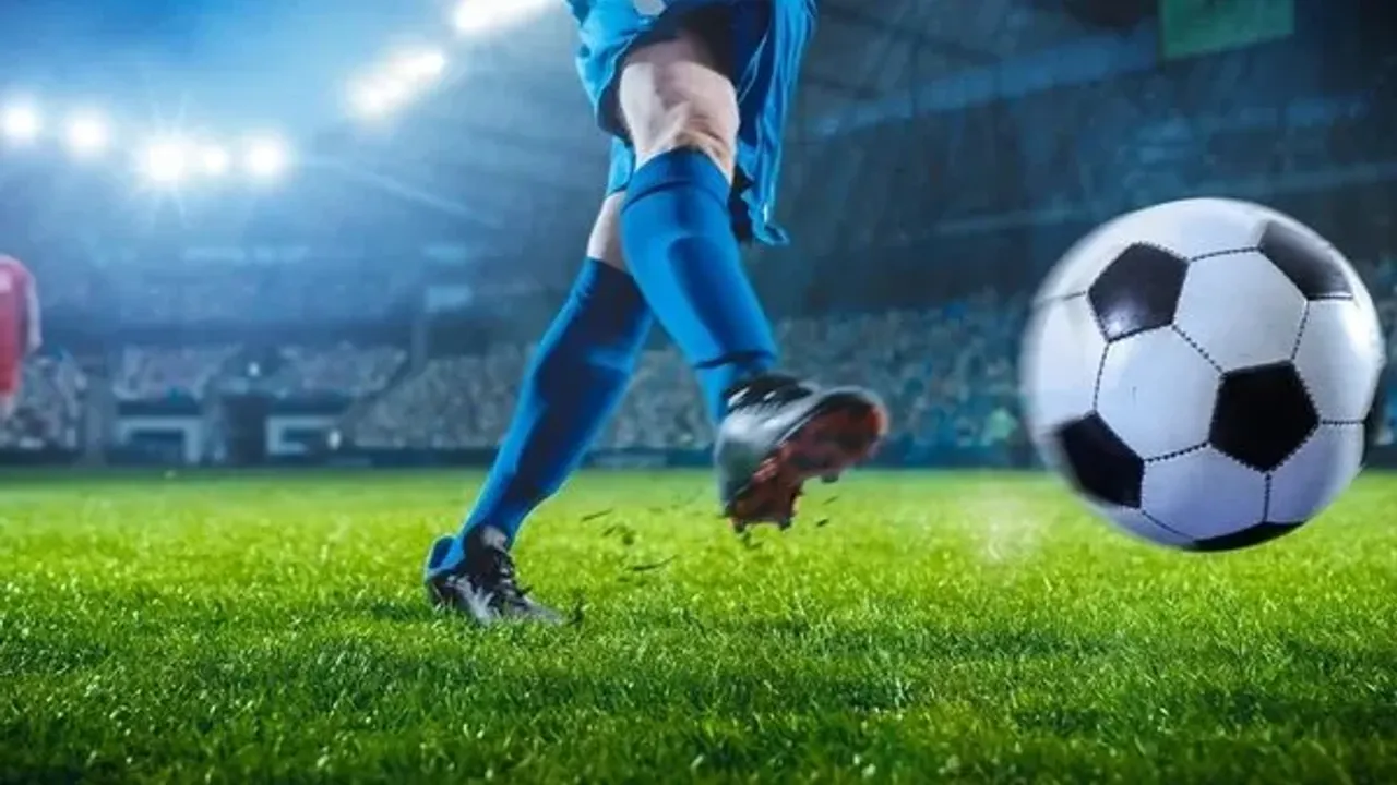 Futbol Dolu Bir Gün: 1 Kasım Cumartesi Maç Programı ve Derbi Fırtınası!