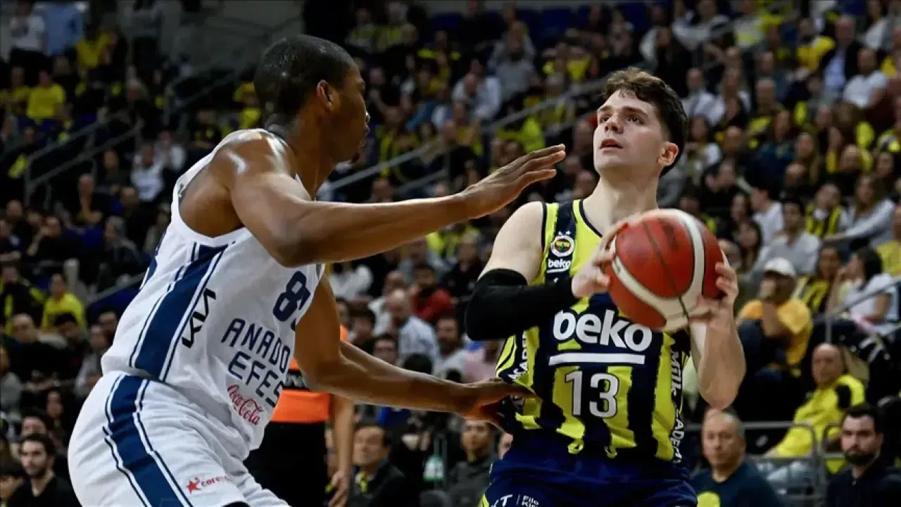 EuroLeague'de Türk Derbisi: Fenerbahçe Efes'i Ağırlıyor