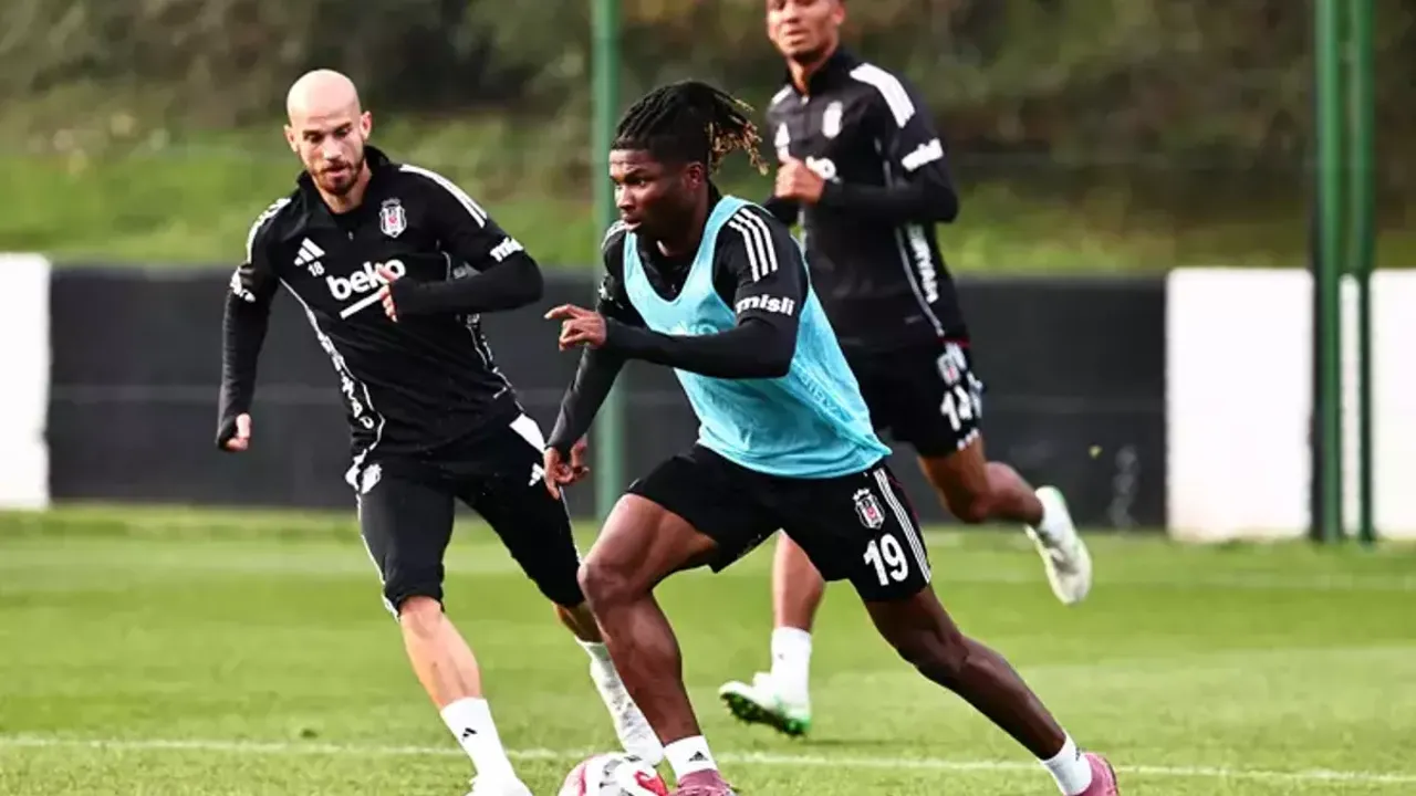 Beşiktaş'ta Derbi Mesaisi Tam Gaz: Sergen Yalçın Yönetiminde Kritik Provalar