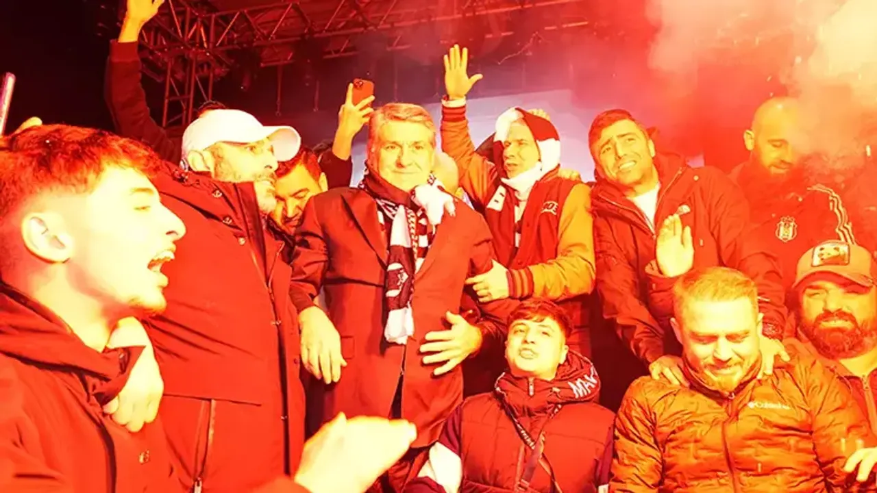 Beşiktaş'tan Tarihi Kutlama: Kara Kartallar 123 Yılı Geride Bıraktı!