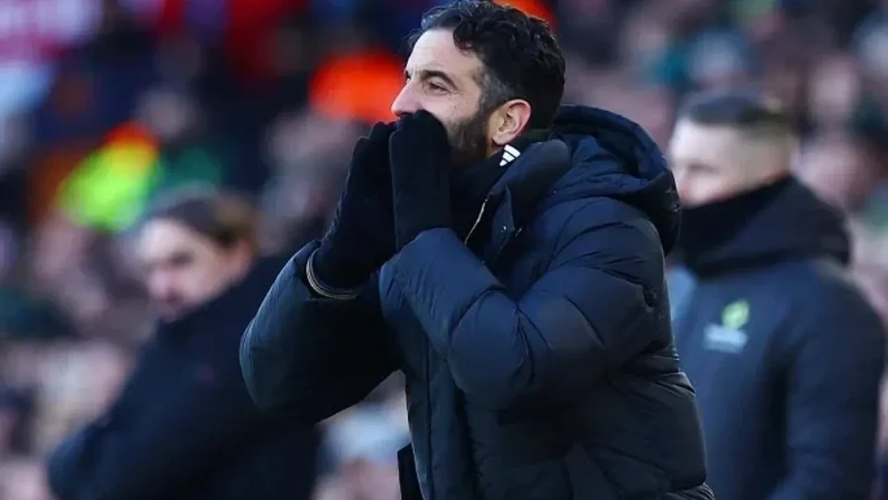 Ruben Amorim'den Manchester United'da Görev Resti: 