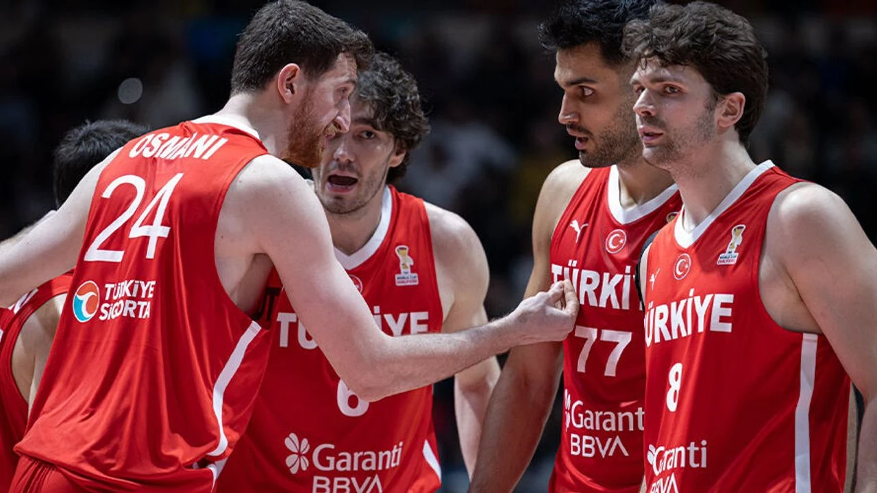 12 Dev Adam'dan Tarihi Sırbistan Sınavı: İkinci Tur Bileti İçin Kadro Açıklandı!