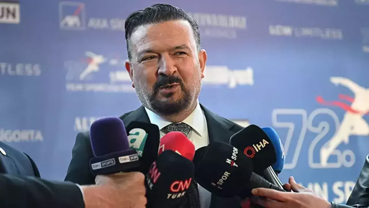 Fenerbahçe’den golcü transferi mesajı: “Yeni forvet haziranda kampa katılacak”