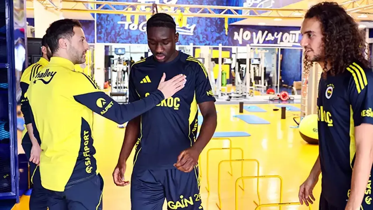 Fenerbahçe, Samsunspor Maçı İçin Kolları Sıvadı: Kritik Hazırlıklar Başladı!