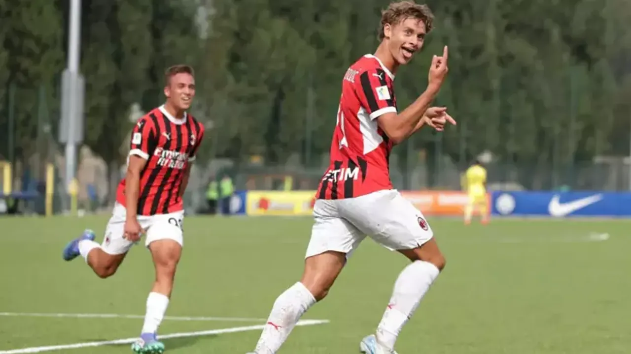 Ibrahimovic Mirası Hollanda'da Yeniden Canlanıyor: Milan Ibrahimovic, Ajax'a Transfer Oluyor!