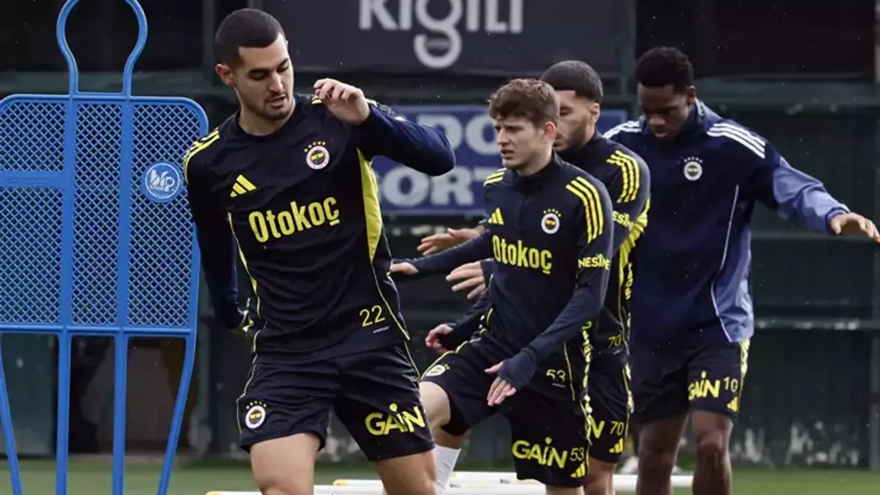 Konyaspor Maçı Öncesi Fenerbahçe'de Son Viraj: Kritik Hazırlıklar Devam Ediyor!