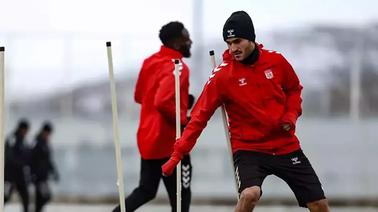 Yiğidolar'ın Serik Belediyespor Mesaisi: Taktik Odaklı Antrenmanlar Hız Kesmiyor