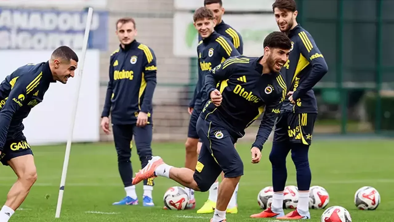 Kanarya, Samsunspor Sınavına Hazır: Adana'ya Uçuş Öncesi Taktik Dokunuşlar