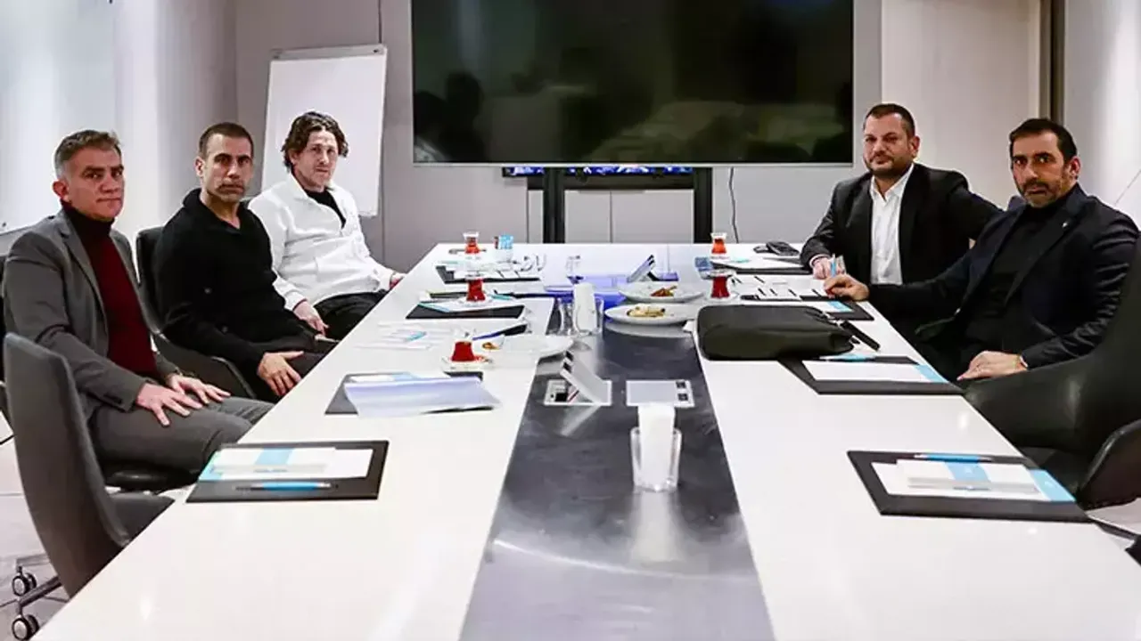 Transfer Zirvesi: Trabzonspor’un İkinci Yarı Planı İstanbul’da Şekillendi