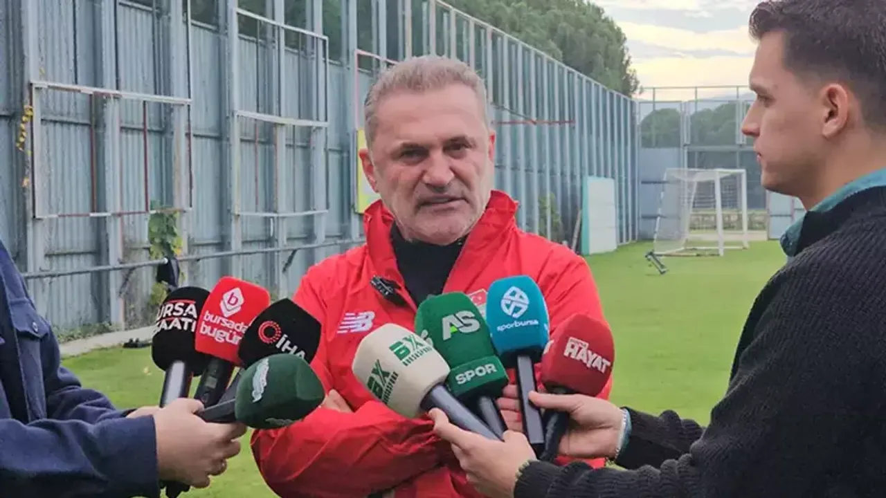 Bursaspor'da Tahsin Tam'dan Stratejik Mesajlar: Transfer Vurgusu ve Taraftara Çağrı